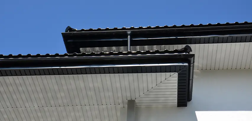 Roof Overhang Repair in Hanover
